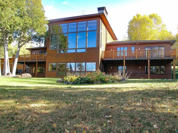 70 Pine Tree Dr, Lutsen, MN 55612