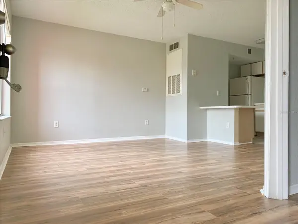 2201 KEY WEST CT #327, Kissimmee, FL 34741