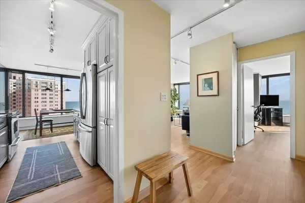 5455 N Sheridan RD #1801, Chicago, IL 60640