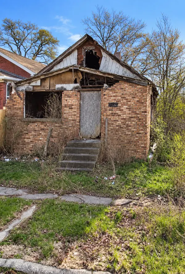 2443 Delaware ST, Gary, IN 46407