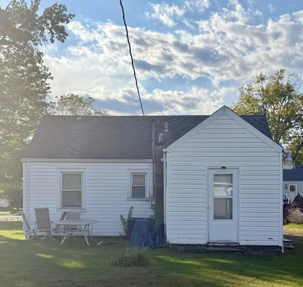 121 N Raymond Street, Griffith, IN 46319