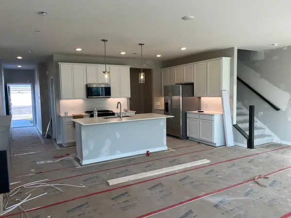 17982 Genoa DR, Lakeville, MN 55044