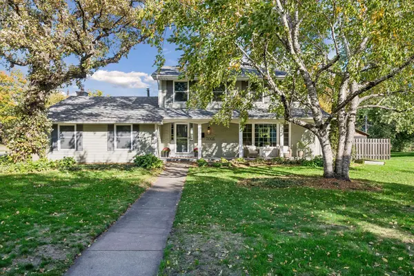 2001 Westwood Hills DR, Saint Louis Park, MN 55426