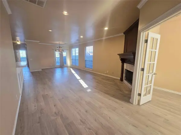 17205 Cedar DR, Edmond, OK 73012