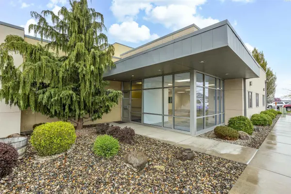 6802 W Rio Grande Ave #C, Kennewick, WA 99336