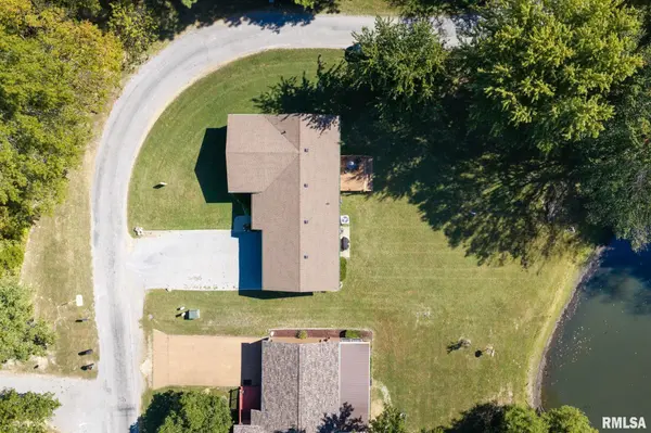 11888 Trolley Line RD, Marion, IL 62959
