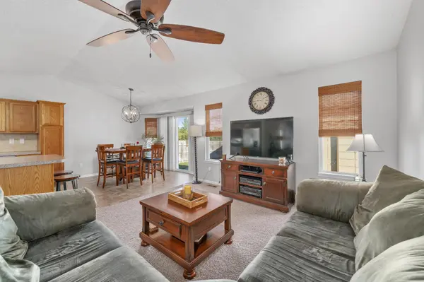 1004 W 50th St S, Wichita, KS 67217