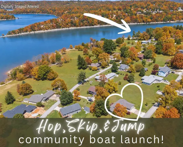 488 Hunt Club CIR, Galena, MO 65656