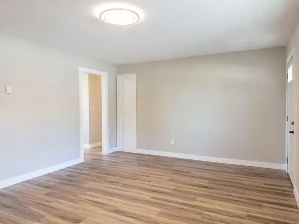 510 S Main ST, Pleasant Hope, MO 65725