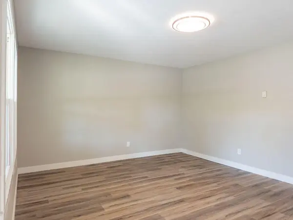 510 S Main ST, Pleasant Hope, MO 65725