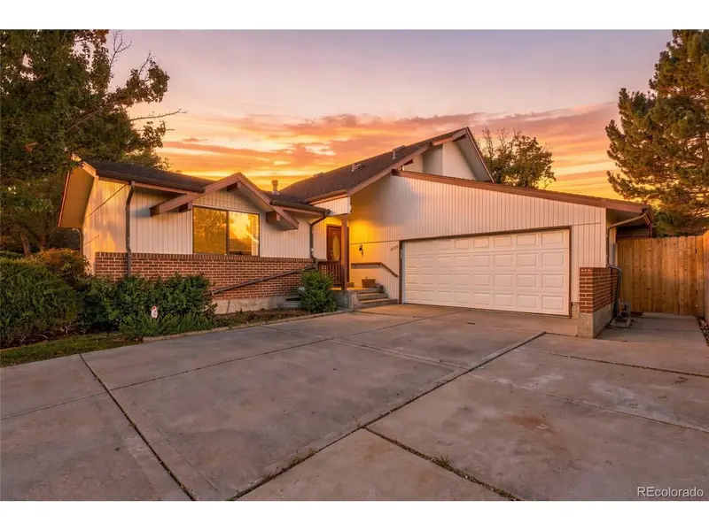 5650 W 73rd, Arvada, CO 80003