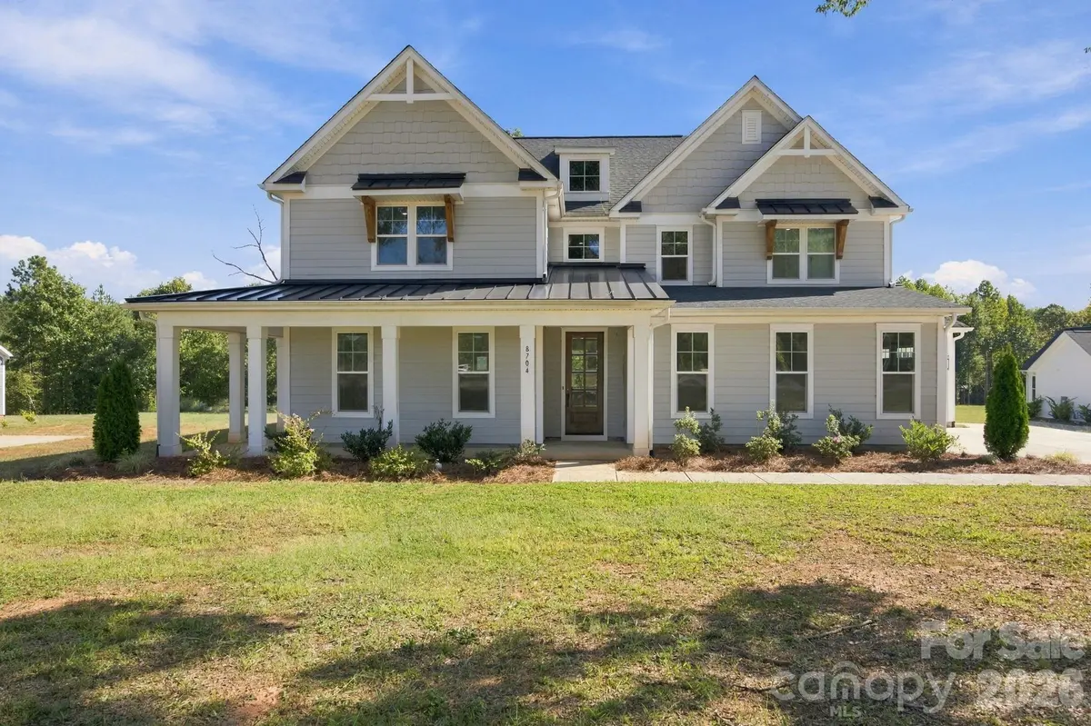 8704 Sherrills Ford RD, Sherrills Ford, NC 28673