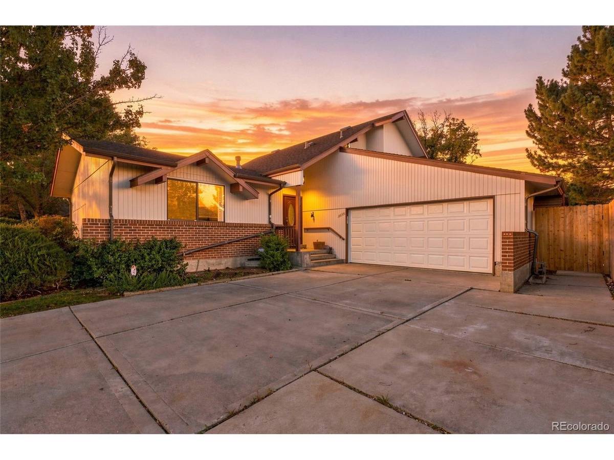 5650 W 73rd, Arvada, CO 80003