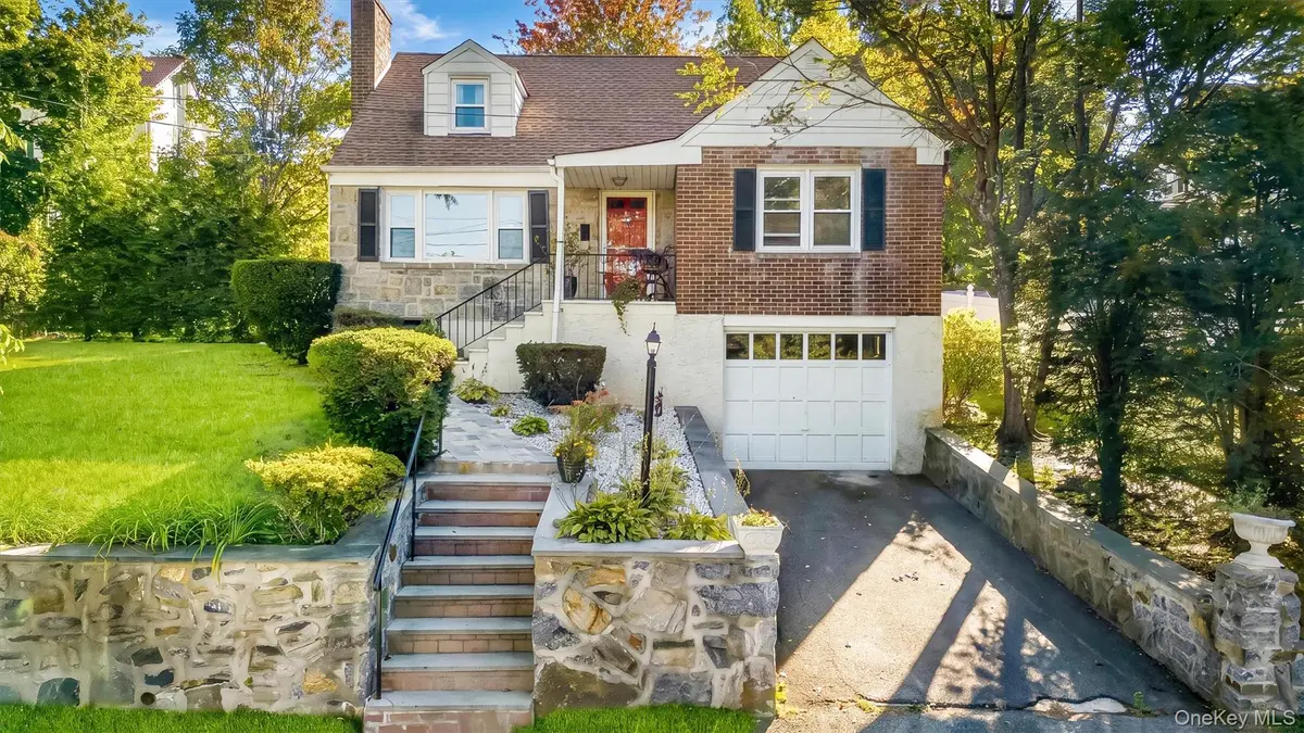 162 Rosedale RD, Yonkers, NY 10710