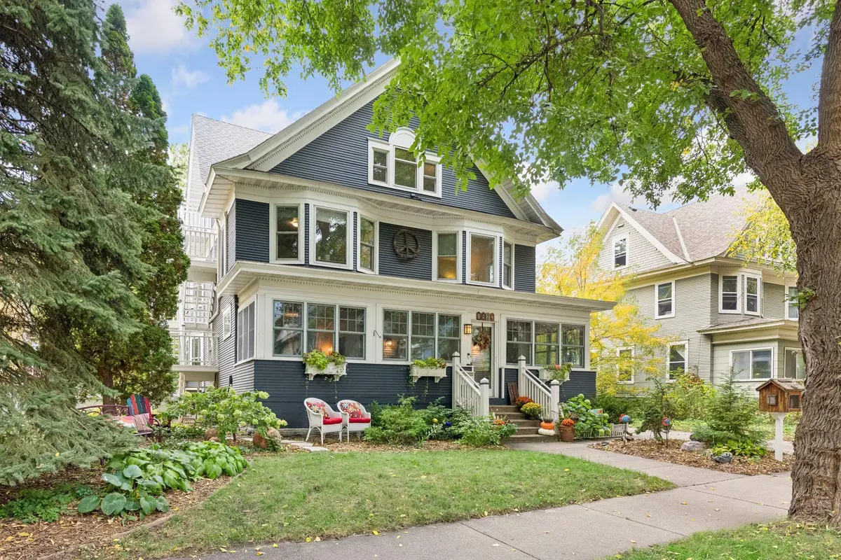 2024 Emerson AVE S, Minneapolis, MN 55405