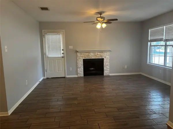 501 Texas Ave, Round Rock, TX 78664