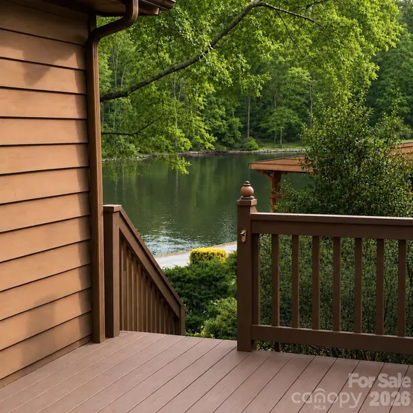 99 Willow WAY, Hendersonville, NC 28739