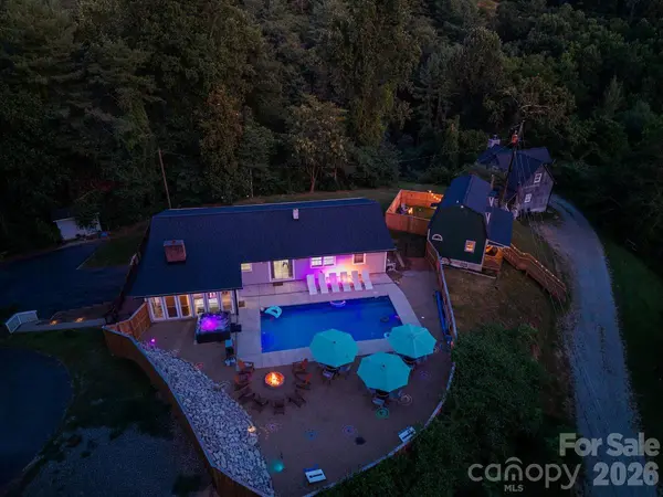 12, 20 Collins Mountain DR, Asheville, NC 28804