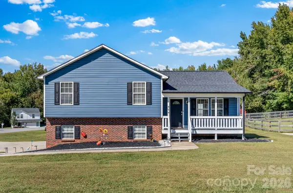 494 Sunset Ridge LN, Lexington, NC 27295