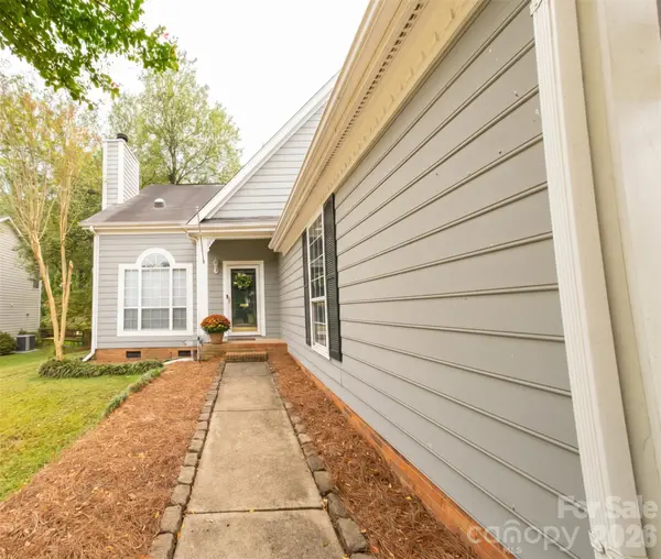 13836 Poppleton CT, Charlotte, NC 28273