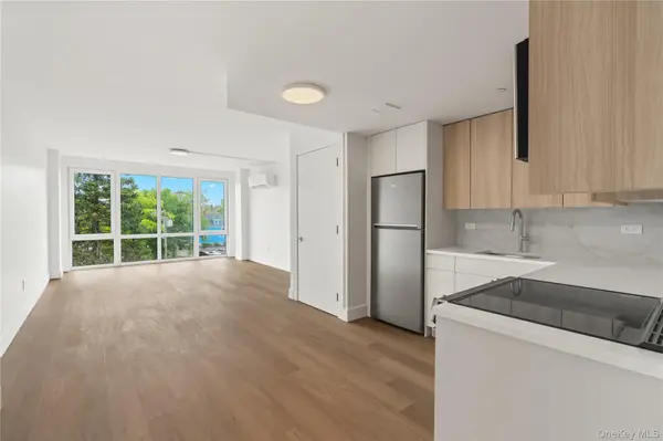 1 Lyon PL #609, White Plains, NY 10601