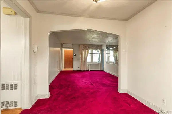 249 Debevoise AVE, Roosevelt, NY 11575