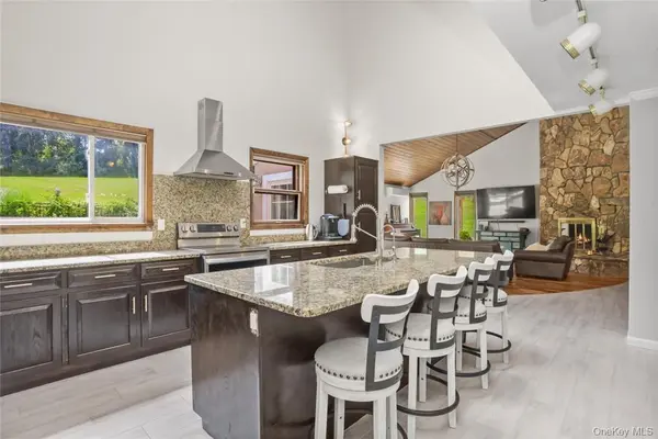 613 Horsepound RD, Carmel, NY 10512