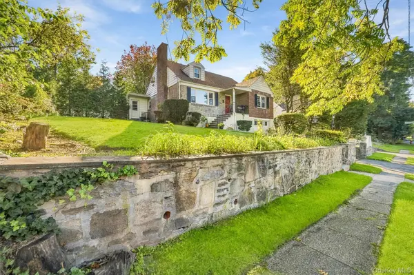 162 Rosedale RD, Yonkers, NY 10710