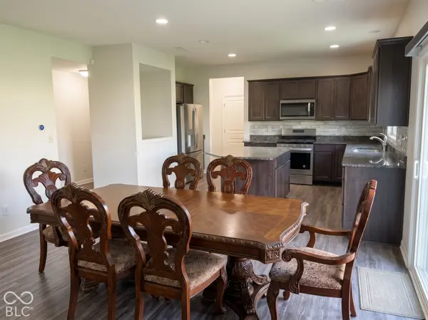 6162 Crabapple DR, Whitestown, IN 46075