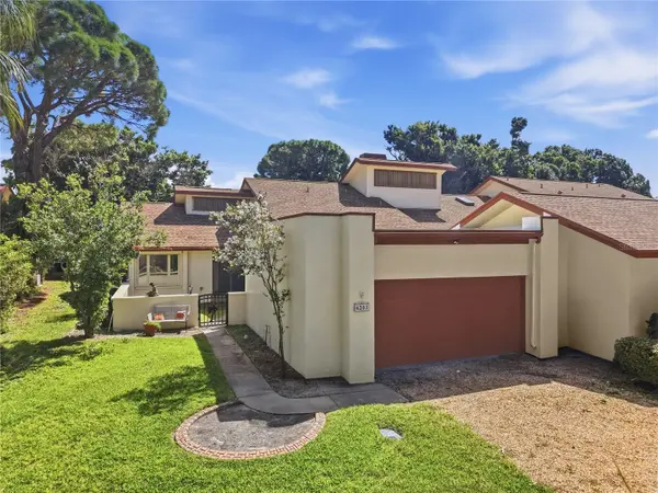 6203 COURTSIDE DR #21, Bradenton, FL 34210