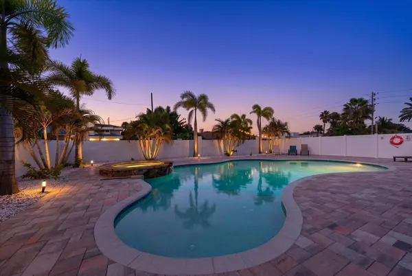 1512 GULF BLVD, Indian Rocks Beach, FL 33785