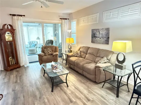 2052 INVERNESS GREENS DR, Sun City Center, FL 33573