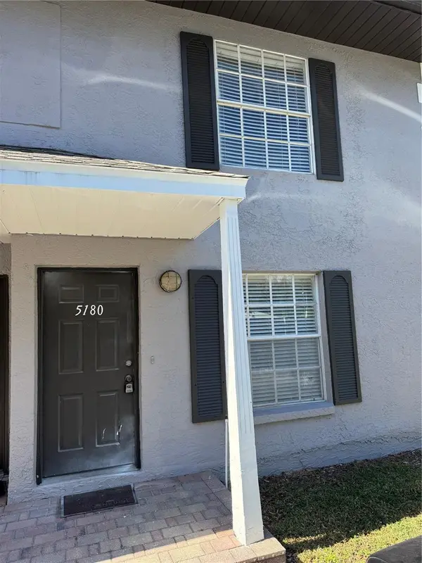 5180 SUNRIDGE PALMS DR #76, Tampa, FL 33617