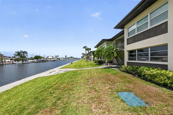 4758 JASPER DR #104, New Port Richey, FL 34652