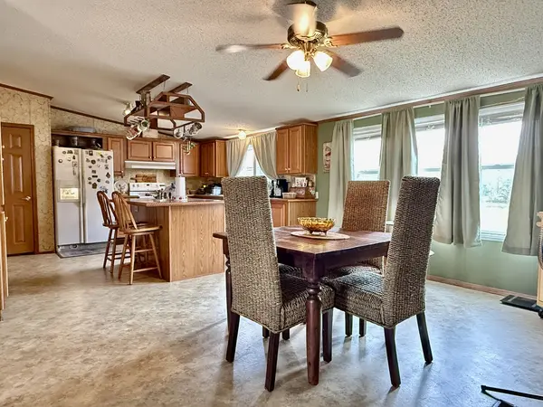 2025 Central Hill RD, Grantsburg, IL 62943