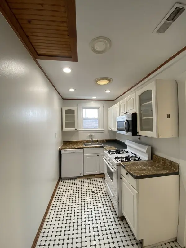 5929 N WASHTENAW AVE #2, Chicago, IL 60659