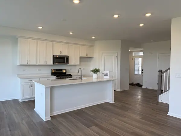 25548 W Emory LN, Plainfield, IL 60544