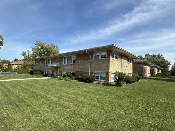 224 W Michael LN, Addison, IL 60101