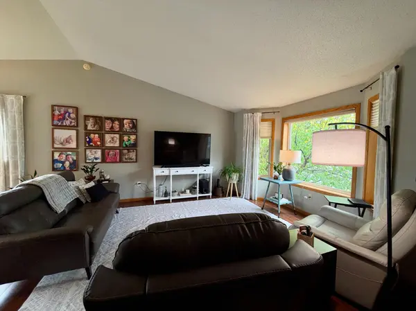 3001 9th AVE S, Moorhead, MN 56560