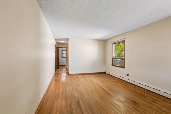 3739 Lee AVE N, Robbinsdale, MN 55422