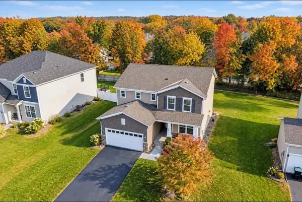 524 Aidan CV, Eagan, MN 55123
