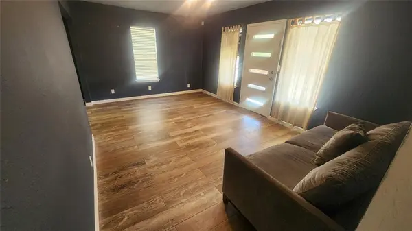 2215 NW 38th ST, Oklahoma City, OK 73112