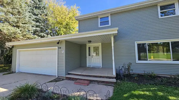 24 WEIMAR CT, Appleton, WI 54915