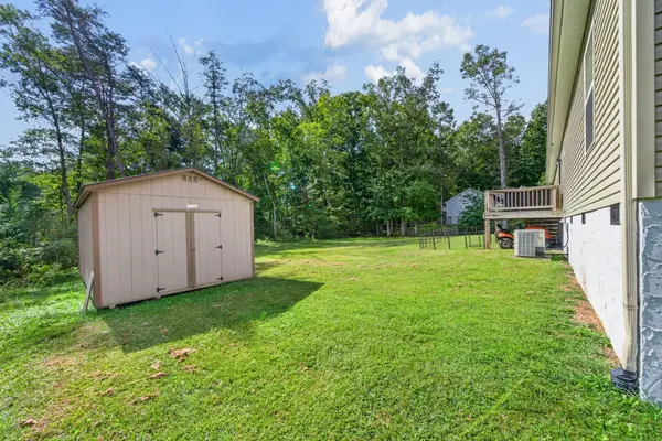 177 Orange Cir, Crossville, TN 38555