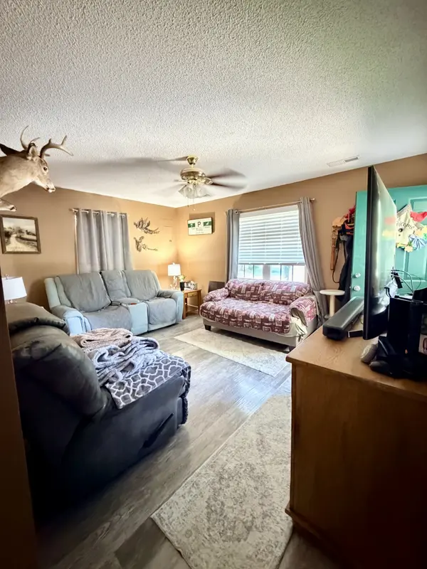 705 Oak St, Manchester, TN 37355