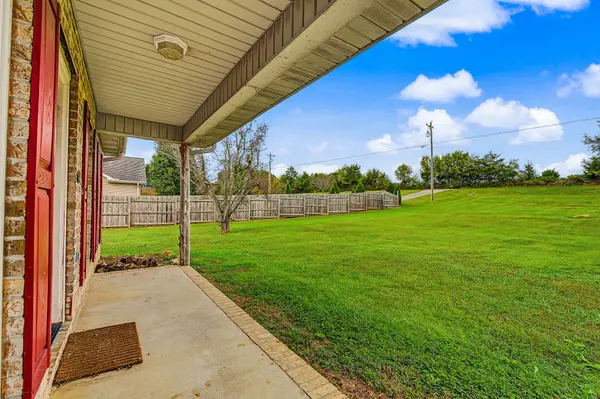 6622 Howard School Rd, Maryville, TN 37801