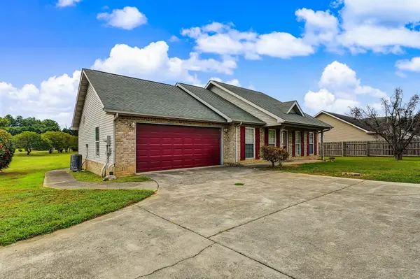 6622 Howard School Rd, Maryville, TN 37801