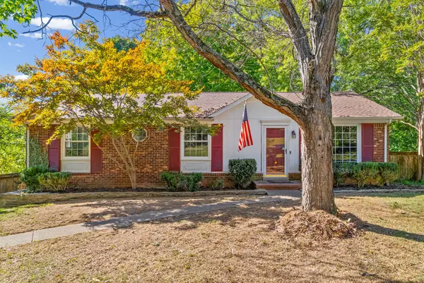 2030 Whitland Dr, Clarksville, TN 37043