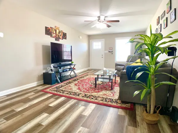 3094 Fort Sumter Dr, Clarksville, TN 37042