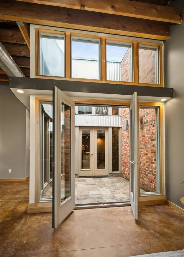 152 S Jefferson St #C, Spokane, WA 99201